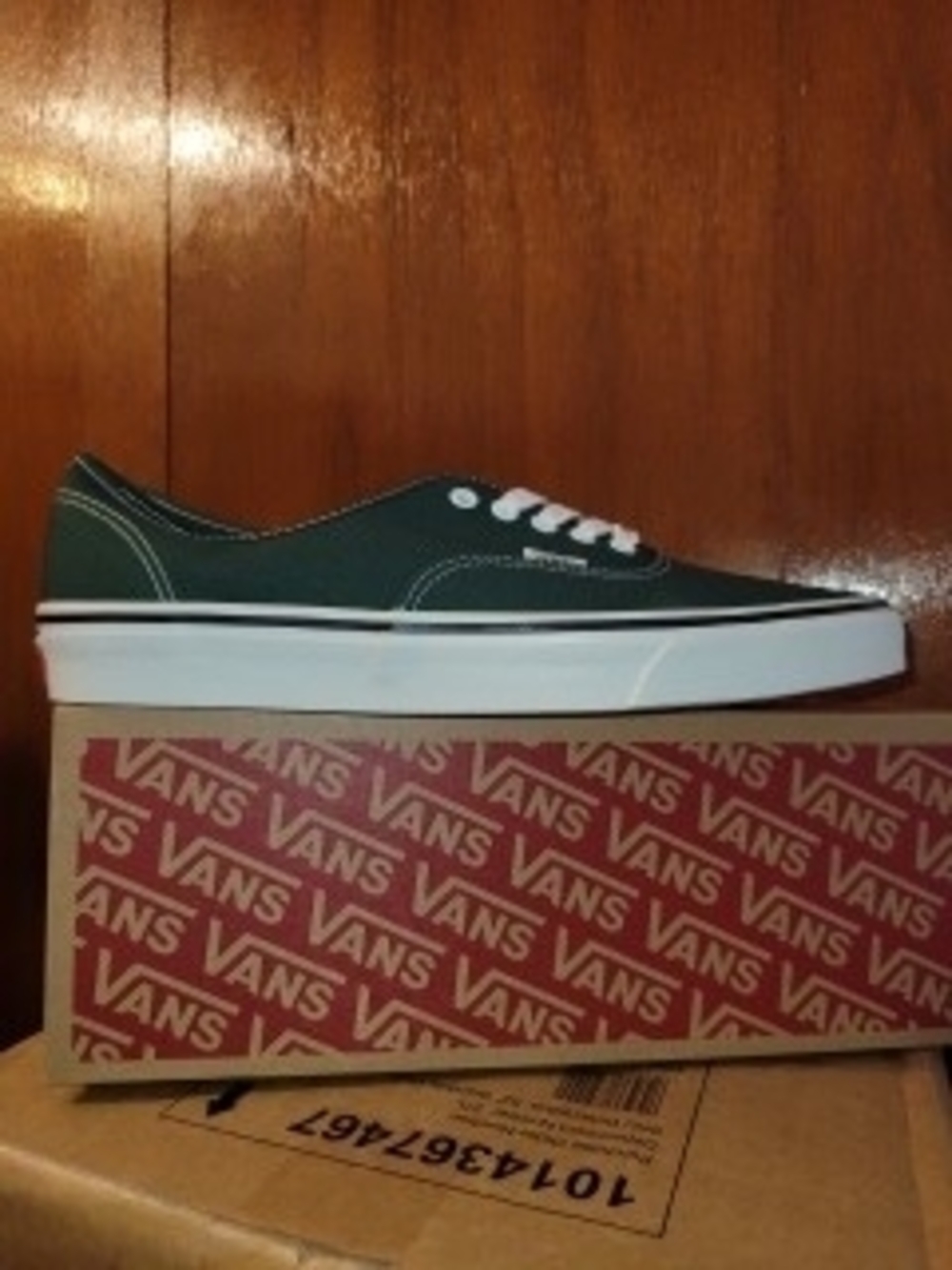 Vans Authentic in Emerald Green with White